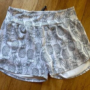 Love Fitness pineapple shorts sz L